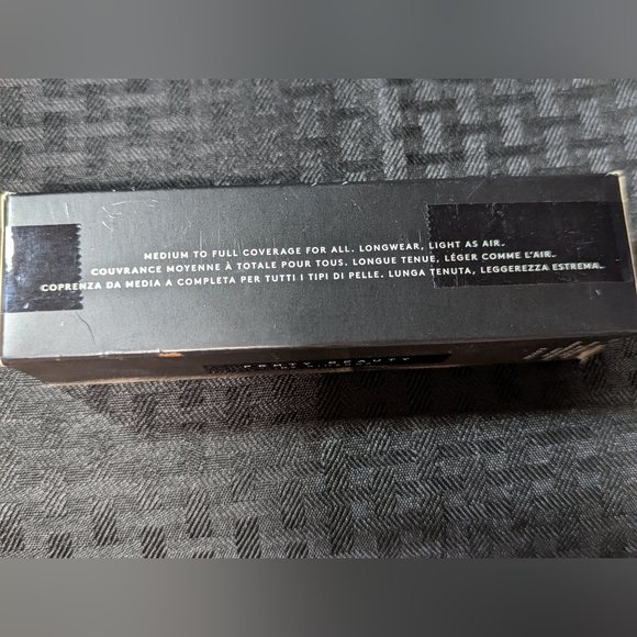 FENTY Beauty by Rihanna Longwear Foundation 145 - Picture 2 of 5